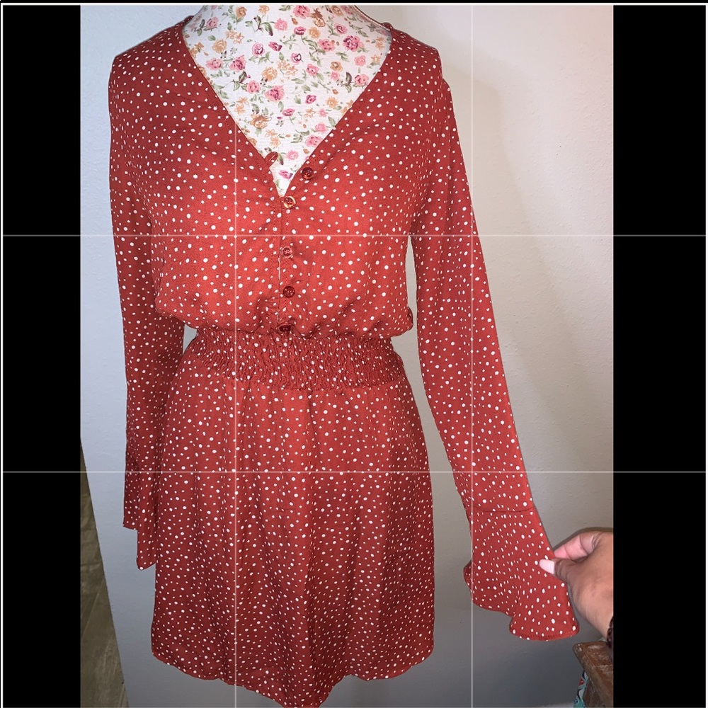 NWOT CHARMING CHARLIE Long sleeved dress